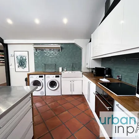 Urban Flat 161 - Sublime Luxury Flat In