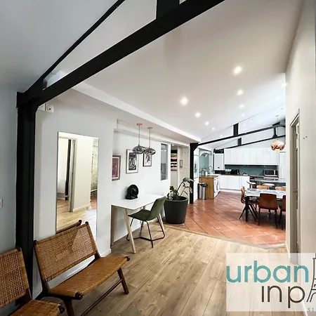 Urban Flat 161 - Sublime Luxury Flat In